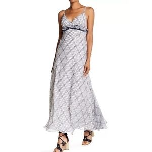 Maxi Studio Elegant Navy and White Checkered Maxi Dress